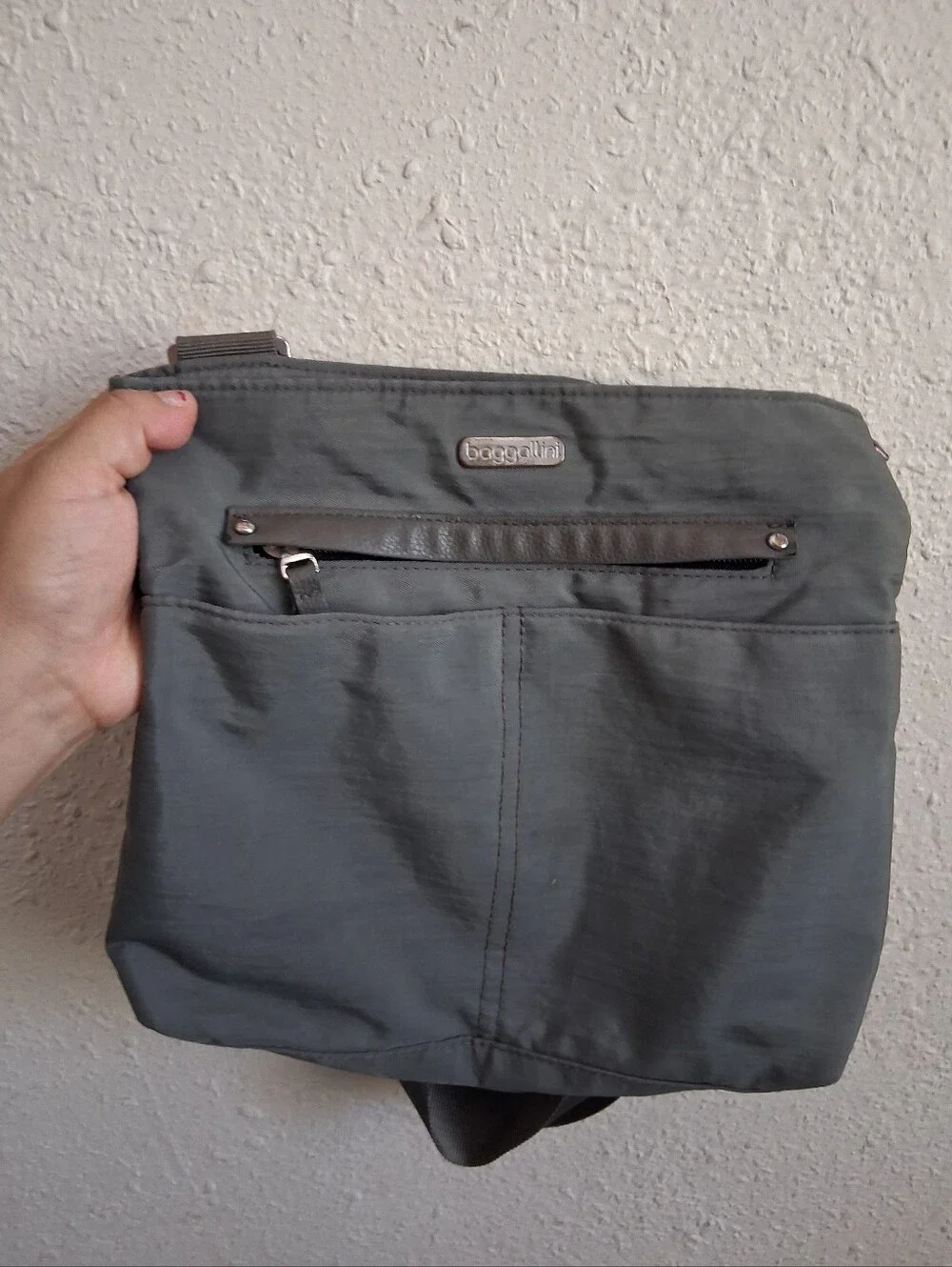 Baggallini Gray Crossbody Bag